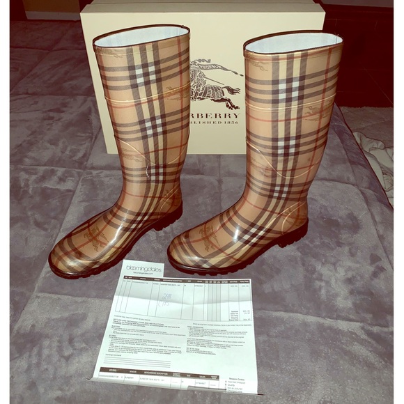 SOLD❗️ BURBERRY HAYMARKET CHECK PLAID RAIN BOOTS - Picture 1 of 8